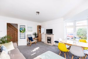 Photo 31- click for photo gallery